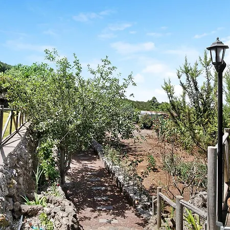 Carmenes איקוד דה לוס וינוס
